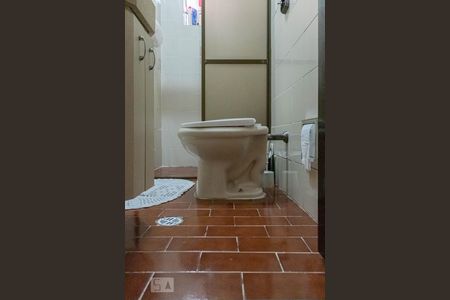 Casa para alugar com 120m², 3 quartos e 2 vagasBanheiro 1