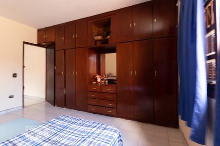 Casa para alugar com 150m², 3 quartos e 2 vagas Casa para alugar com 150m², 3 quartos e 2 vagasQuarto 3