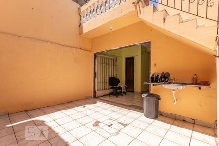 Casa para alugar com 150m², 3 quartos e 2 vagas Casa para alugar com 150m², 3 quartos e 2 vagasQuintal