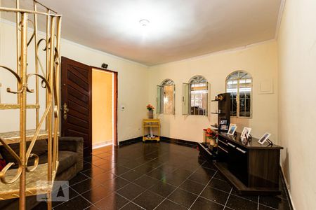 Sala de casa para alugar com 3 quartos, 150m² em Cidade Patriarca, São Paulo