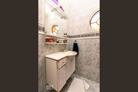 Casa para alugar com 150m², 3 quartos e 2 vagas Casa para alugar com 150m², 3 quartos e 2 vagasLavabo