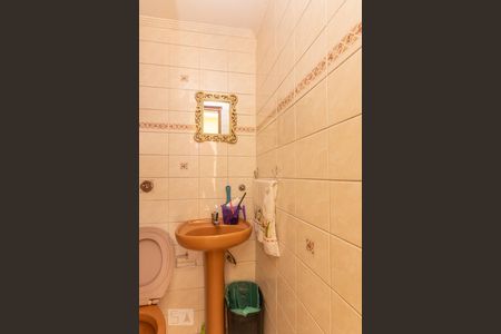 Casa para alugar com 150m², 3 quartos e 2 vagas Casa para alugar com 150m², 3 quartos e 2 vagasBanheiro de serviço