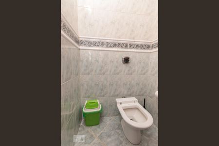 Casa para alugar com 150m², 3 quartos e 2 vagas Casa para alugar com 150m², 3 quartos e 2 vagasLavabo