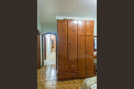 Casa à venda com 200m², 3 quartos e 5 vagasSuíte