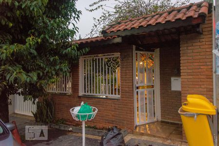 Casa à venda com 200m², 3 quartos e 5 vagasFachada