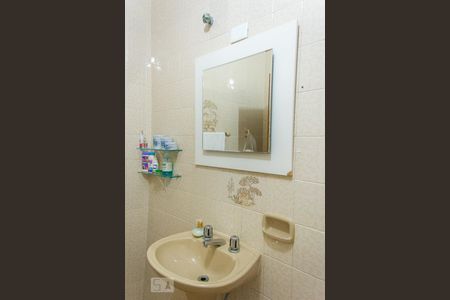 Casa à venda com 200m², 3 quartos e 5 vagasBanheiro Social