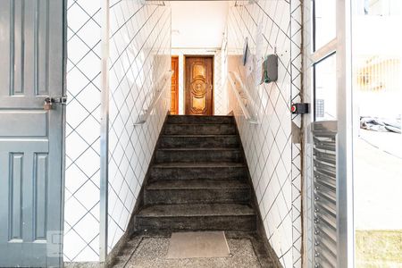 Apartamento à venda com 56m², 2 quartos e 1 vagaEscada 