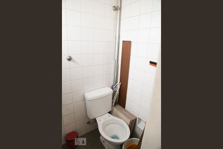 Apartamento para alugar com 60m², 2 quartos e 1 vaga Apartamento para alugar com 60m², 2 quartos e 1 vagaBanheiro de Serviço