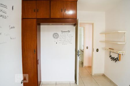 Quarto 1 de apartamento para alugar com 2 quartos, 60m² em Chácara Inglesa, São Paulo