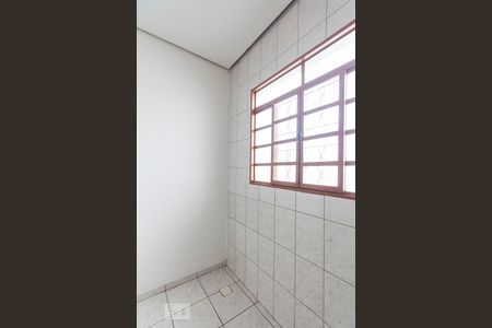 Casa para alugar com 90m², 2 quartos e sem vagaÁrea de Serviço