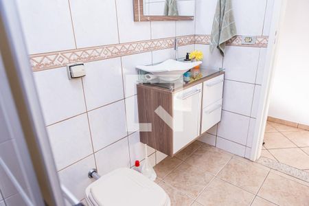 Casa para alugar com 200m², 2 quartos e 2 vagas Casa para alugar com 200m², 2 quartos e 2 vagasBanheiro
