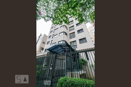 Apartamento para alugar com 29m², 1 quarto e 1 vaga Apartamento para alugar com 29m², 1 quarto e 1 vagaFachada