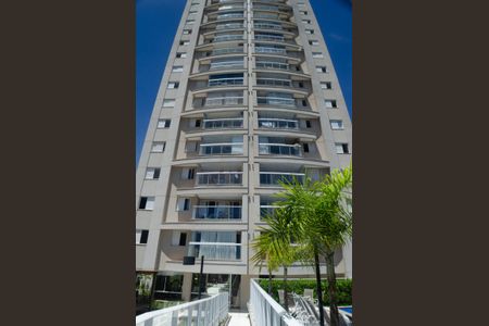 Apartamento para alugar com 71m², 2 quartos e 1 vaga Apartamento para alugar com 71m², 2 quartos e 1 vagaFachada