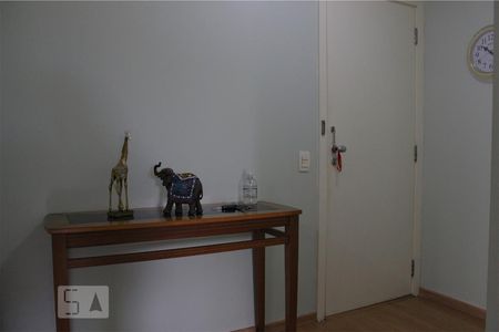 Hall de Entrada de apartamento à venda com 3 quartos, 130m² em Barra da Tijuca, Rio de Janeiro
