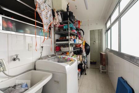 Apartamento à venda com 122m², 3 quartos e 1 vagaÁrea de serviço