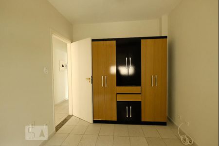 Quarto de apartamento para alugar com 1 quarto, 48m² em Embaré, Santos