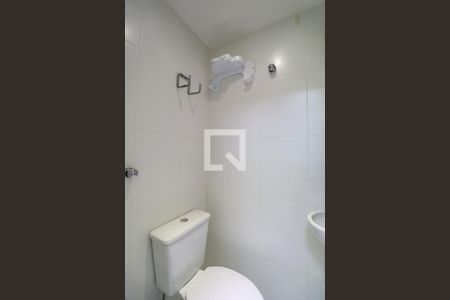 Apartamento à venda com 120m², 4 quartos e 2 vagas Apartamento à venda com 120m², 4 quartos e 2 vagasBanheiro de serviço