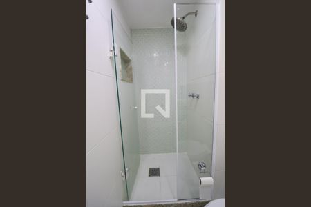 Apartamento à venda com 120m², 4 quartos e 2 vagas Apartamento à venda com 120m², 4 quartos e 2 vagasBanheiro da Suíte 2