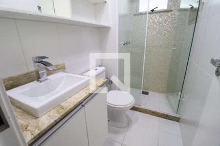 Apartamento à venda com 120m², 4 quartos e 2 vagas Apartamento à venda com 120m², 4 quartos e 2 vagasBanheiro da Suíte 1