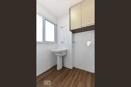 Apartamento à venda com 65m², 2 quartos e 2 vagasLavanderia