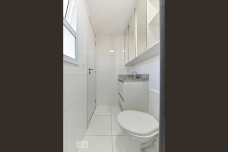 Apartamento à venda com 65m², 2 quartos e 2 vagasBanheiro da Suíte