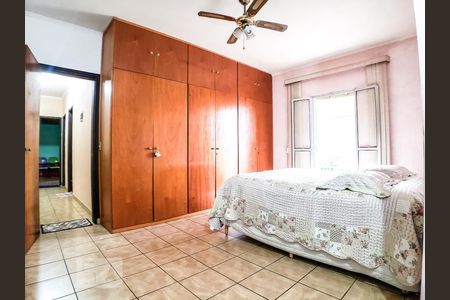 Casa à venda com 232m², 3 quartos e 3 vagasQuarto 3