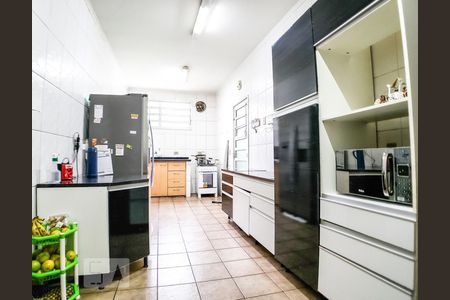 Casa à venda com 232m², 3 quartos e 3 vagasCozinha