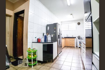 Casa à venda com 232m², 3 quartos e 3 vagasCozinha