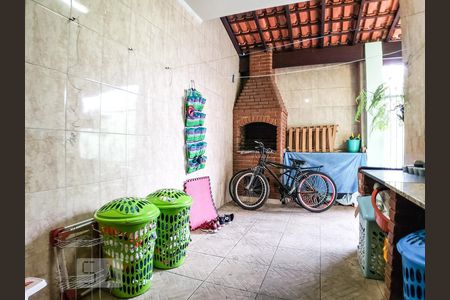 Casa à venda com 232m², 3 quartos e 3 vagasÁrea de Serviço / Churrasqueira