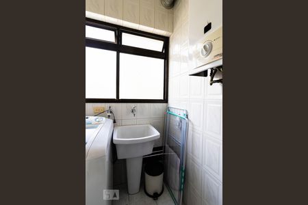 Apartamento para alugar com 60m², 2 quartos e 1 vagaÁrea de Serviço