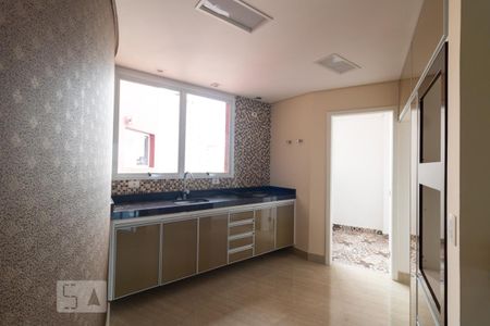Apartamento para alugar com 90m², 2 quartos e 2 vagas Apartamento para alugar com 90m², 2 quartos e 2 vagasCozinha