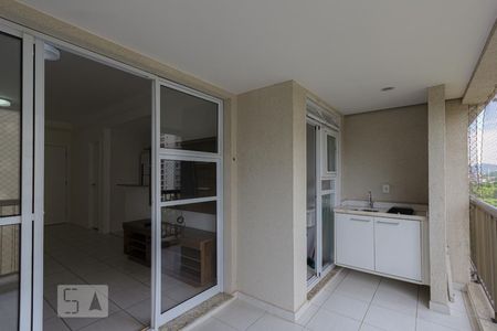 Varanda Gourmet de apartamento para alugar com 2 quartos, 78m² em Jacarepaguá, Rio de Janeiro