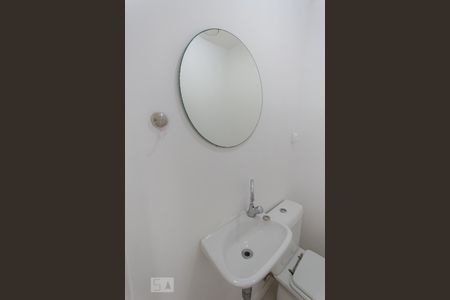 Lavabo de apartamento para alugar com 2 quartos, 78m² em Jacarepaguá, Rio de Janeiro