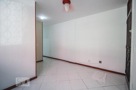 Sala de apartamento à venda com 2 quartos, 48m² em Freguesia (jacarepaguá), Rio de Janeiro