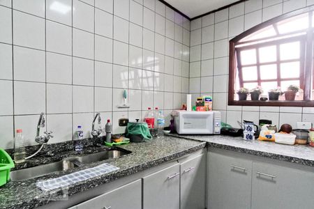 Casa à venda com 270m², 4 quartos e 3 vagasCozinha