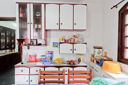 Casa à venda com 270m², 4 quartos e 3 vagasCopa