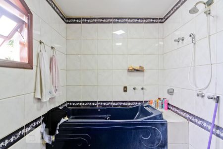 Casa à venda com 270m², 4 quartos e 3 vagasBanheiro da Suíte