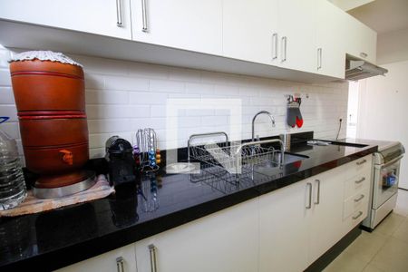 Apartamento à venda com 120m², 2 quartos e sem vagaCozinha