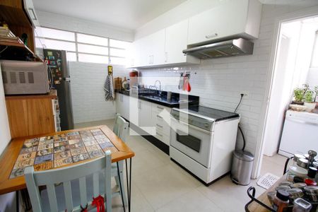 Apartamento à venda com 120m², 2 quartos e sem vagaCozinha