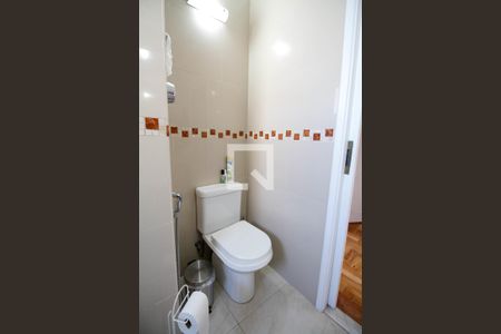 Apartamento à venda com 120m², 2 quartos e sem vagaBanheiro