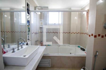 Apartamento à venda com 120m², 2 quartos e sem vagaBanheiro