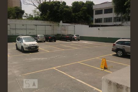 Apartamento à venda com 75m², 2 quartos e 1 vagaÁrea Comum -Estacionamento