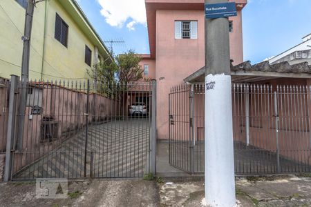 Casa à venda com 140m², 4 quartos e 4 vagasFachada