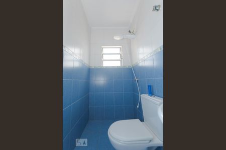 Casa à venda com 140m², 4 quartos e 4 vagasBanheiro Piso Superior