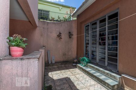 Casa à venda com 140m², 4 quartos e 4 vagasQuintal fundos 