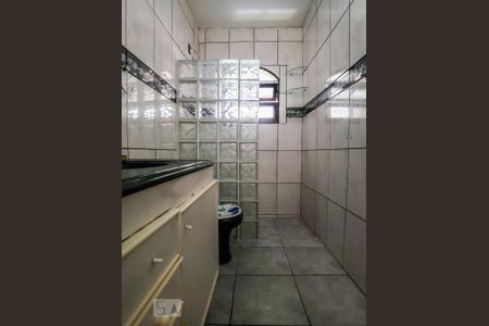 Casa para alugar com 80m², 2 quartos e 1 vagaBanheiro