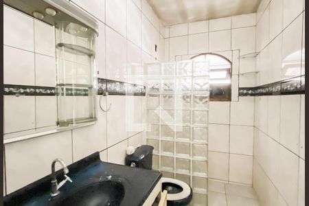 Banheiro  de casa para alugar com 2 quartos, 80m² em Jardim Matarazzo, São Paulo