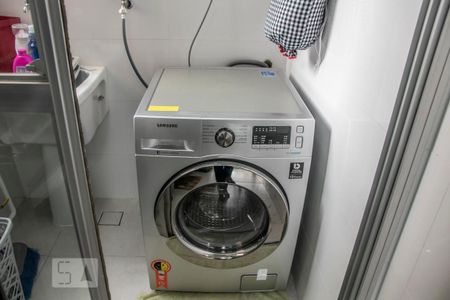 Apartamento à venda com 47m², 2 quartos e 1 vaga Apartamento à venda com 47m², 2 quartos e 1 vagaÁrea de Serviço