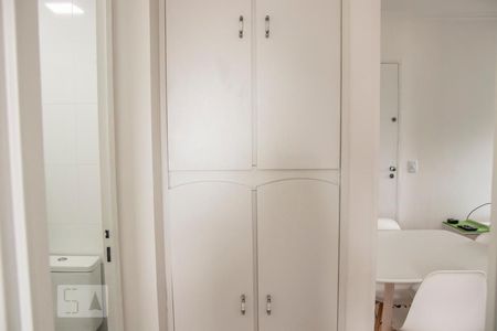 Apartamento à venda com 47m², 2 quartos e 1 vaga Apartamento à venda com 47m², 2 quartos e 1 vagaCorredor