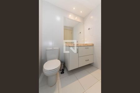 Apartamento para alugar com 72m², 2 quartos e 1 vaga Apartamento para alugar com 72m², 2 quartos e 1 vagaBanheiro da Suíte